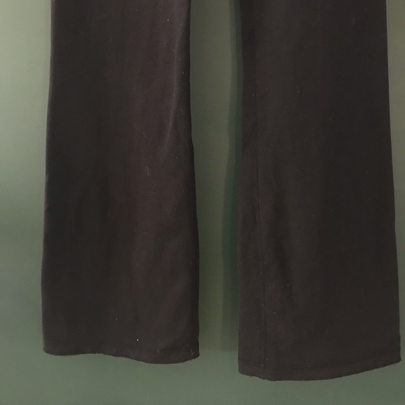 Lululemon black flare leggings - Picture 2 of 10